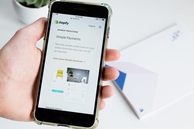 Comment se préparer aux changements de tarifs d&rsquo;expédition de Shopify en 2021?